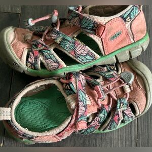 KEEN H2  toddler size 10 water shoes